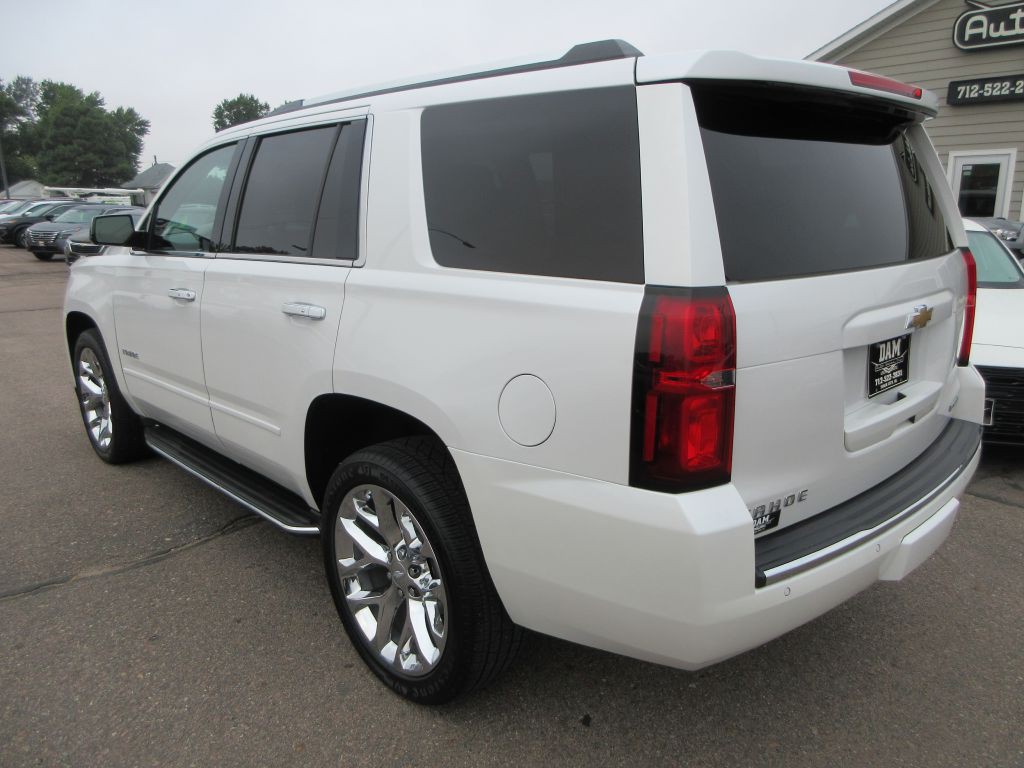 2018 Chevrolet Tahoe Image 3