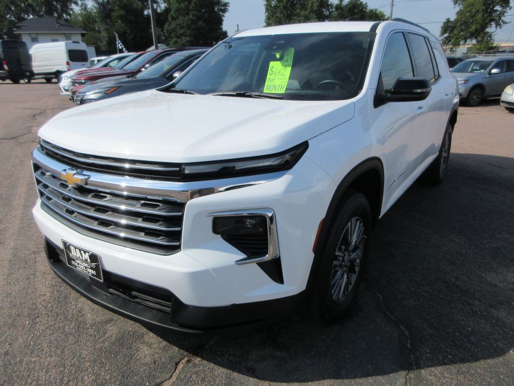 2026 Chevrolet Traverse Image 1