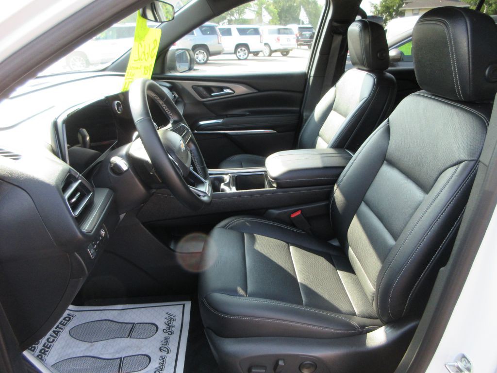 2026 Chevrolet Traverse Image 8