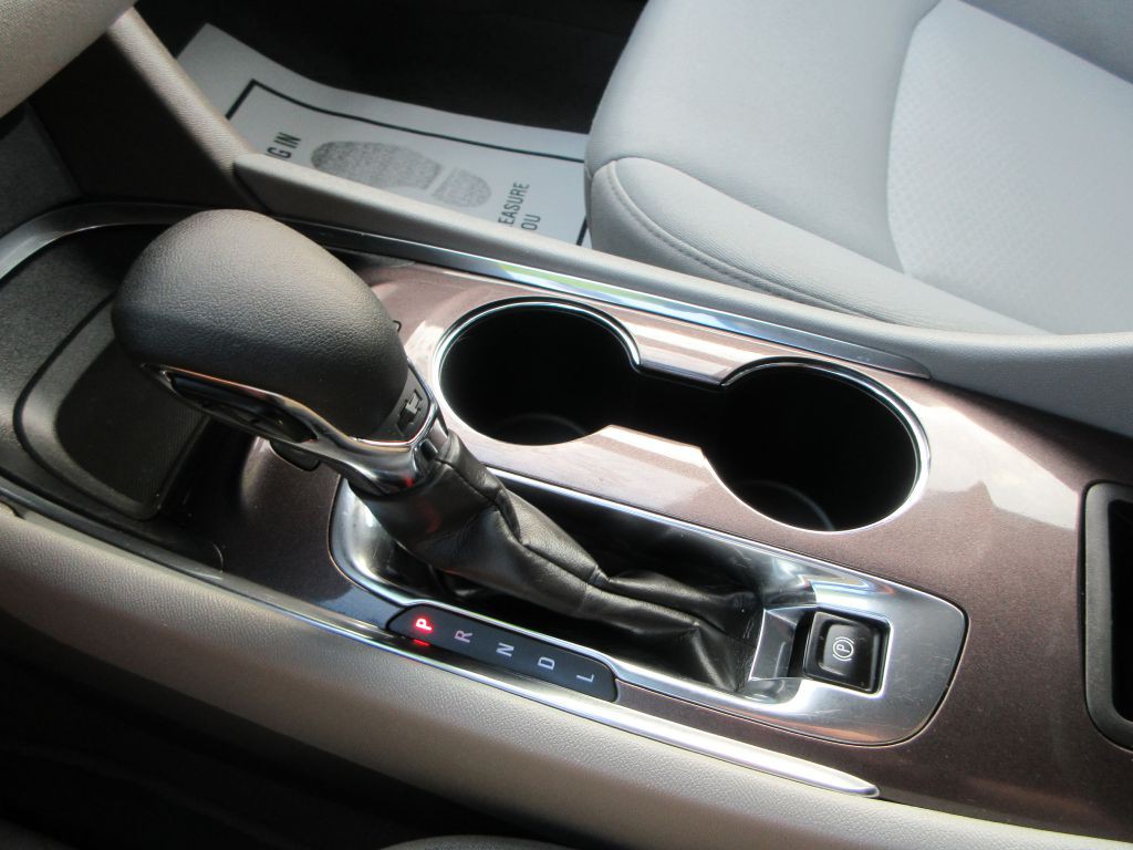 2025 Chevrolet Malibu Image 14