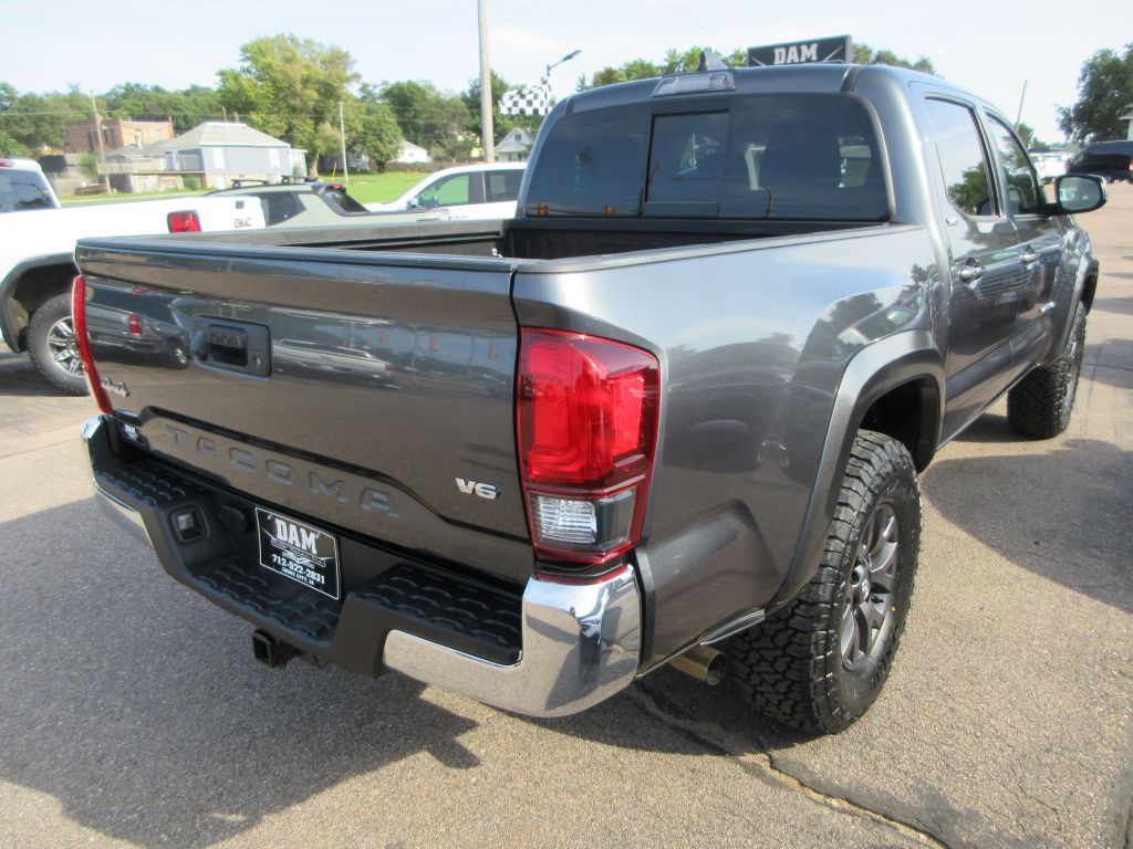 2023 Toyota Tacoma Image 5
