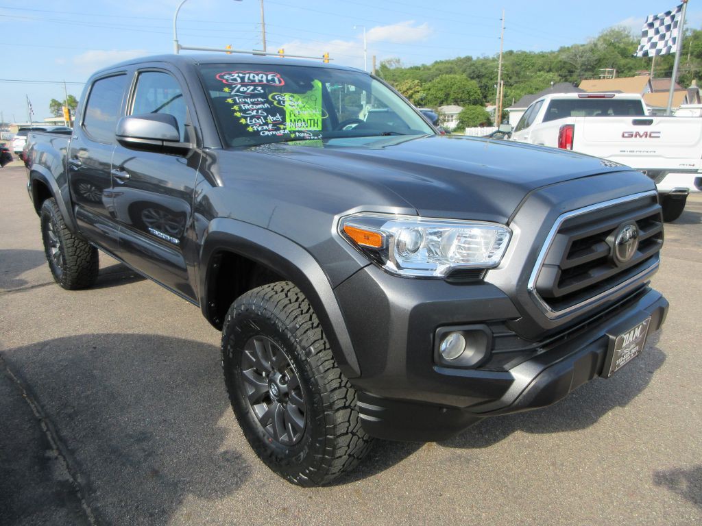 2023 Toyota Tacoma Image 6
