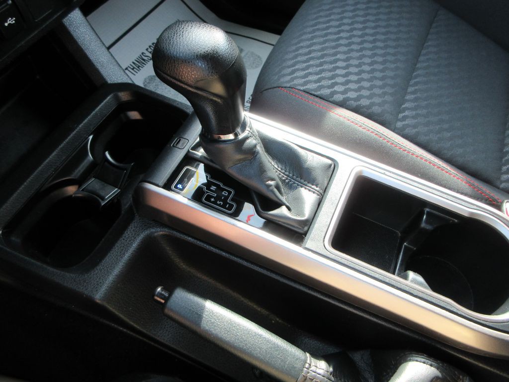 2023 Toyota Tacoma Image 15