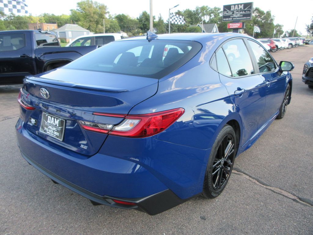2025 Toyota Camry Image 5