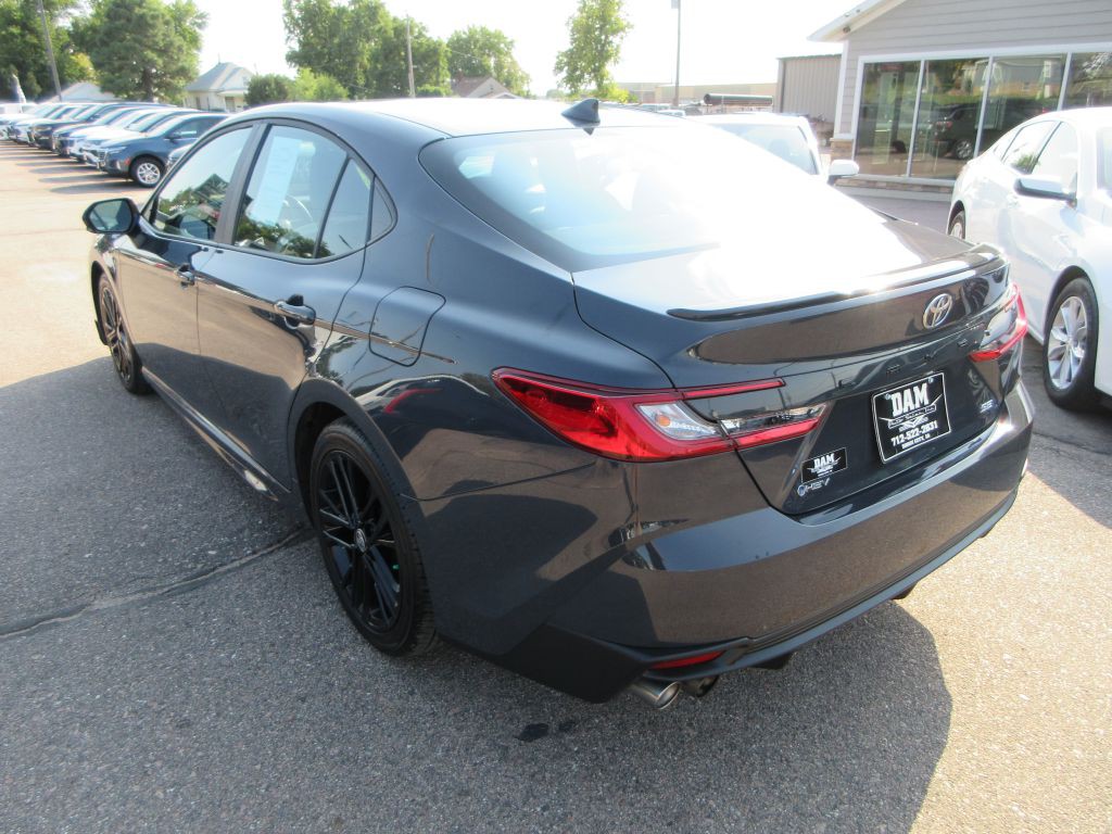 2025 Toyota Camry Image 3