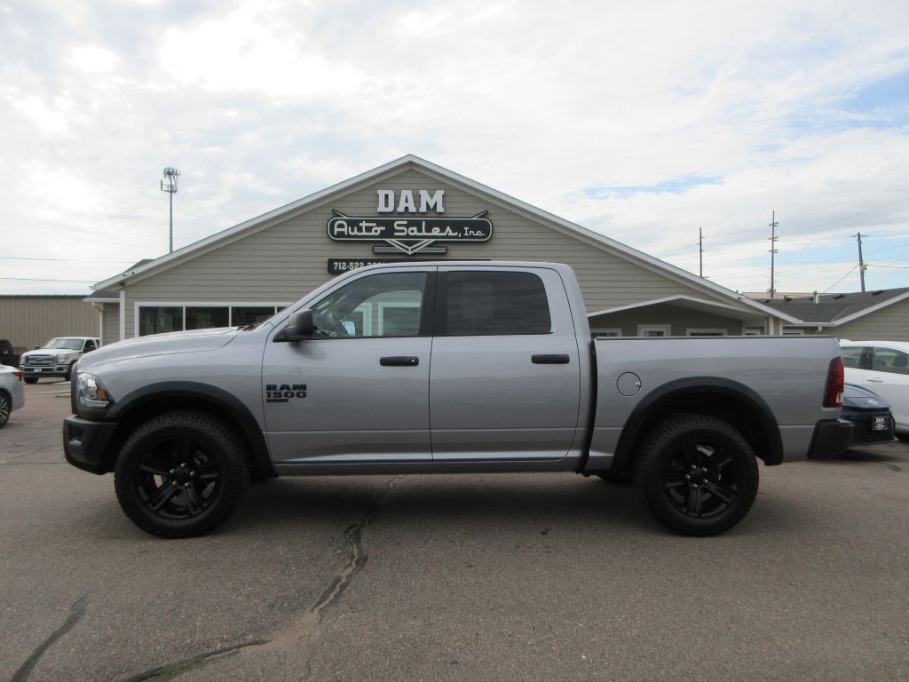 2024 RAM 1500 Image 2