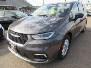 Image for 2023 Chrysler Pacifica Touring L ID: 7626010