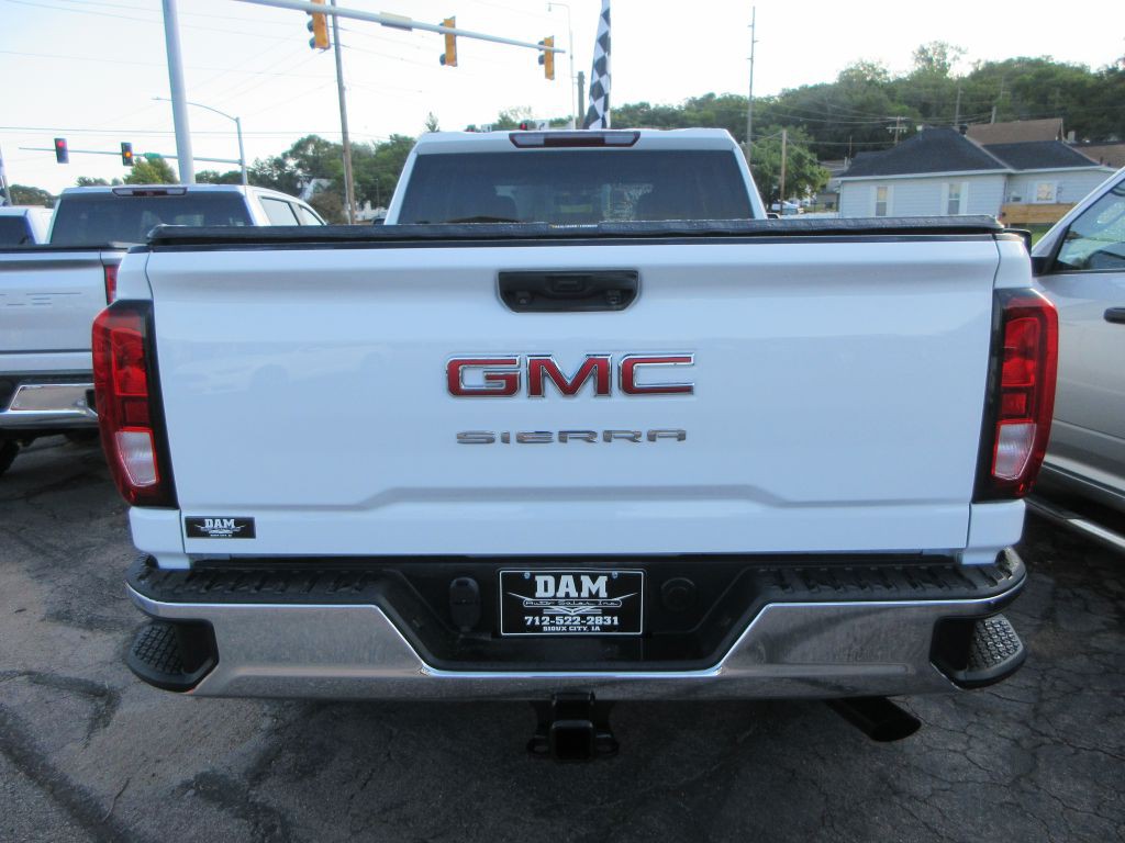 2021 GMC Sierra Image 3