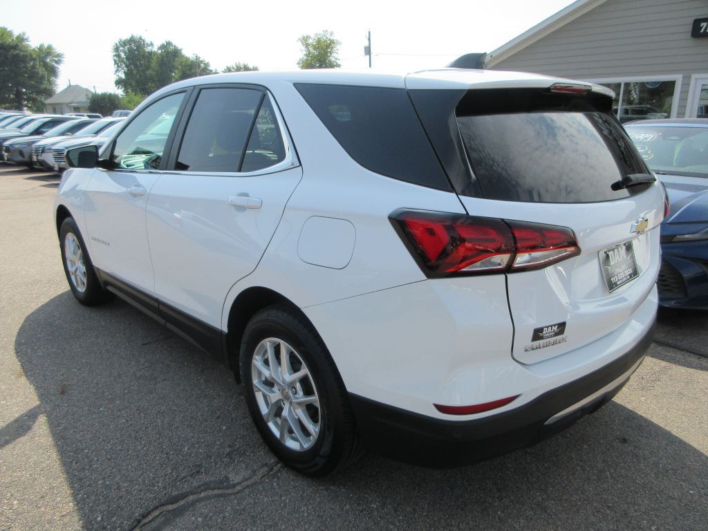 2024 Chevrolet Equinox Image 3