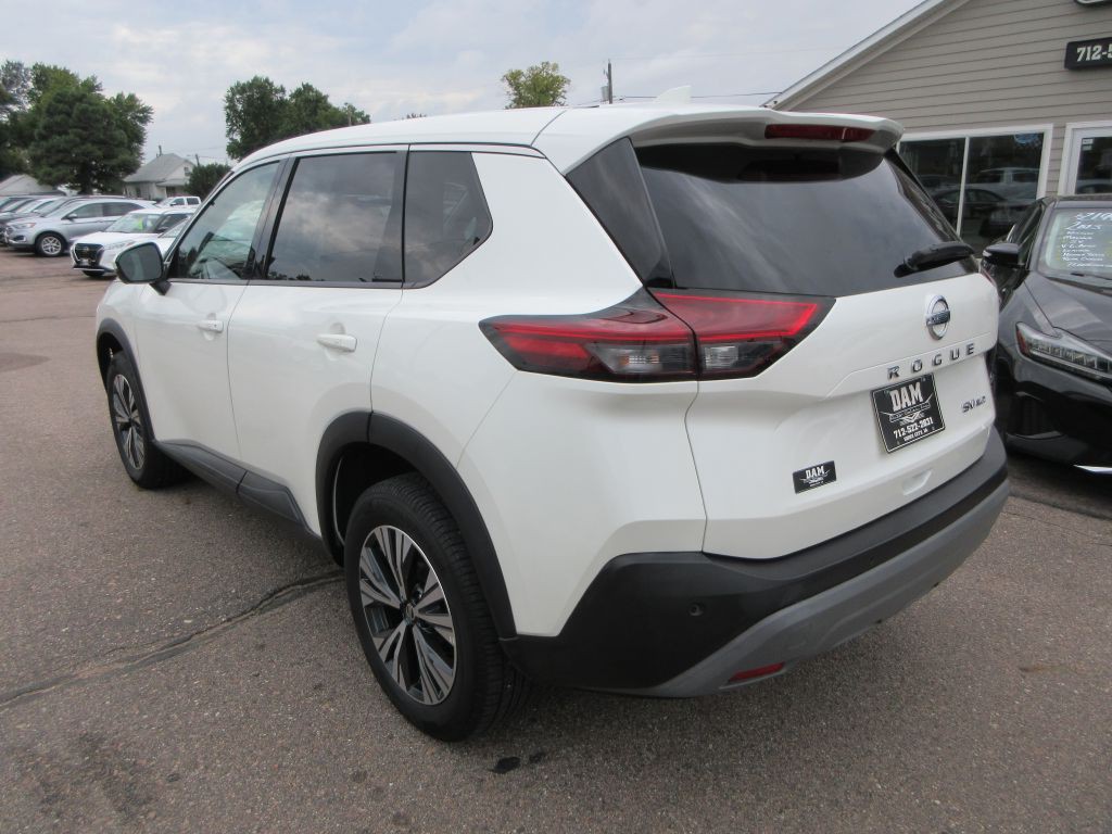 2021 Nissan Rogue Image 3