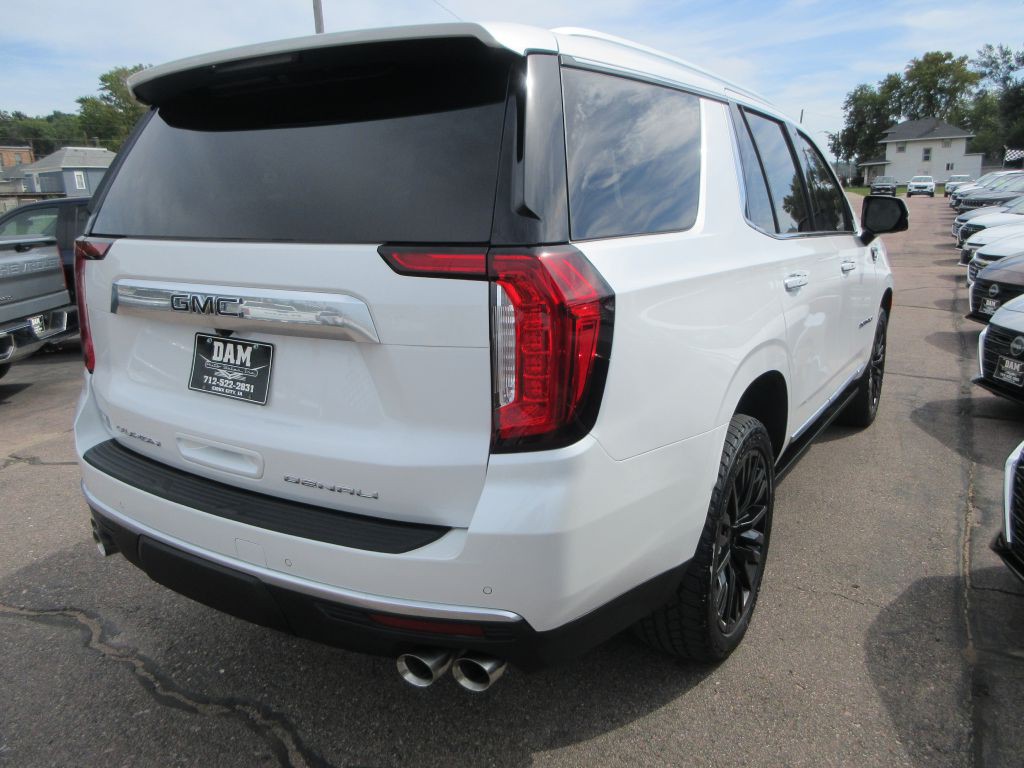 2023 GMC Yukon Image 5
