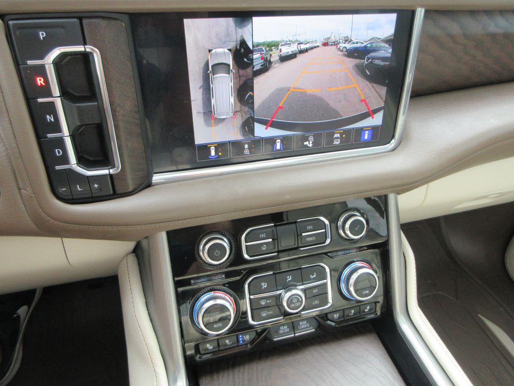 2023 GMC Yukon Image 15