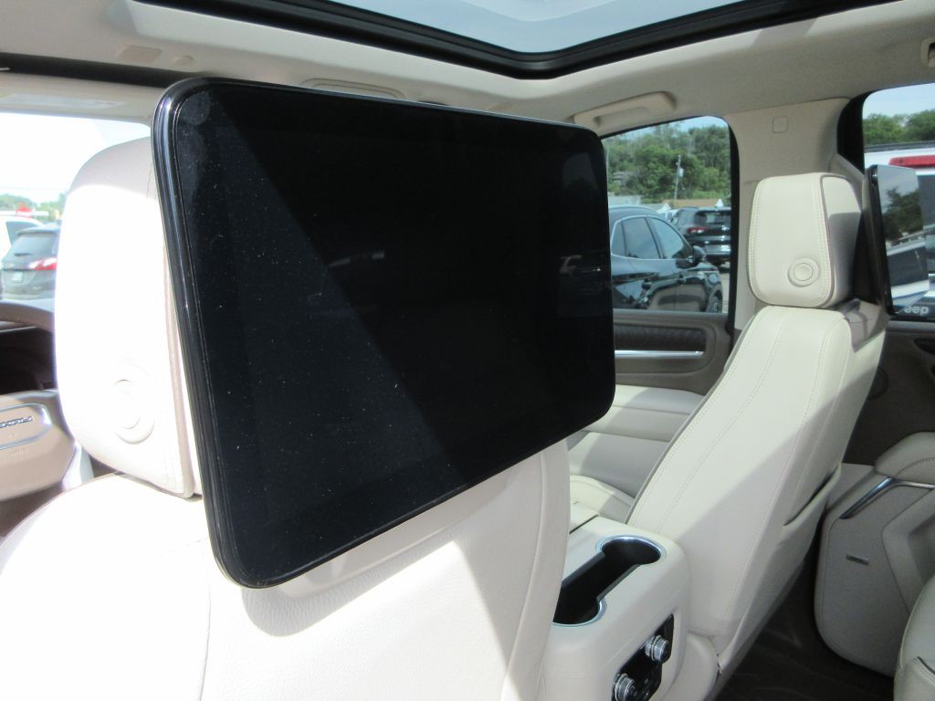 2023 GMC Yukon Image 24