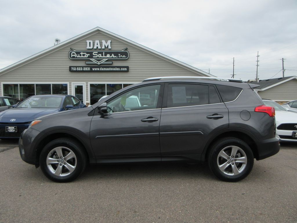 2015 Toyota Rav4 Image 2