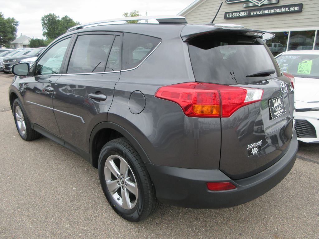 2015 Toyota Rav4 Image 3