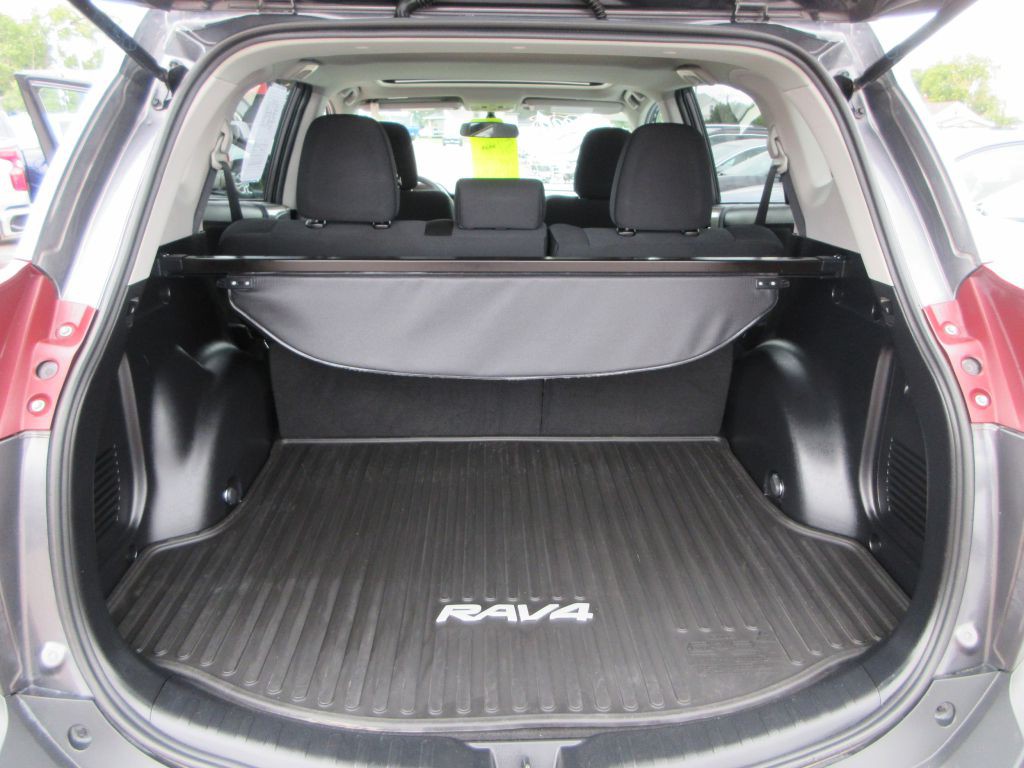 2015 Toyota Rav4 Image 10