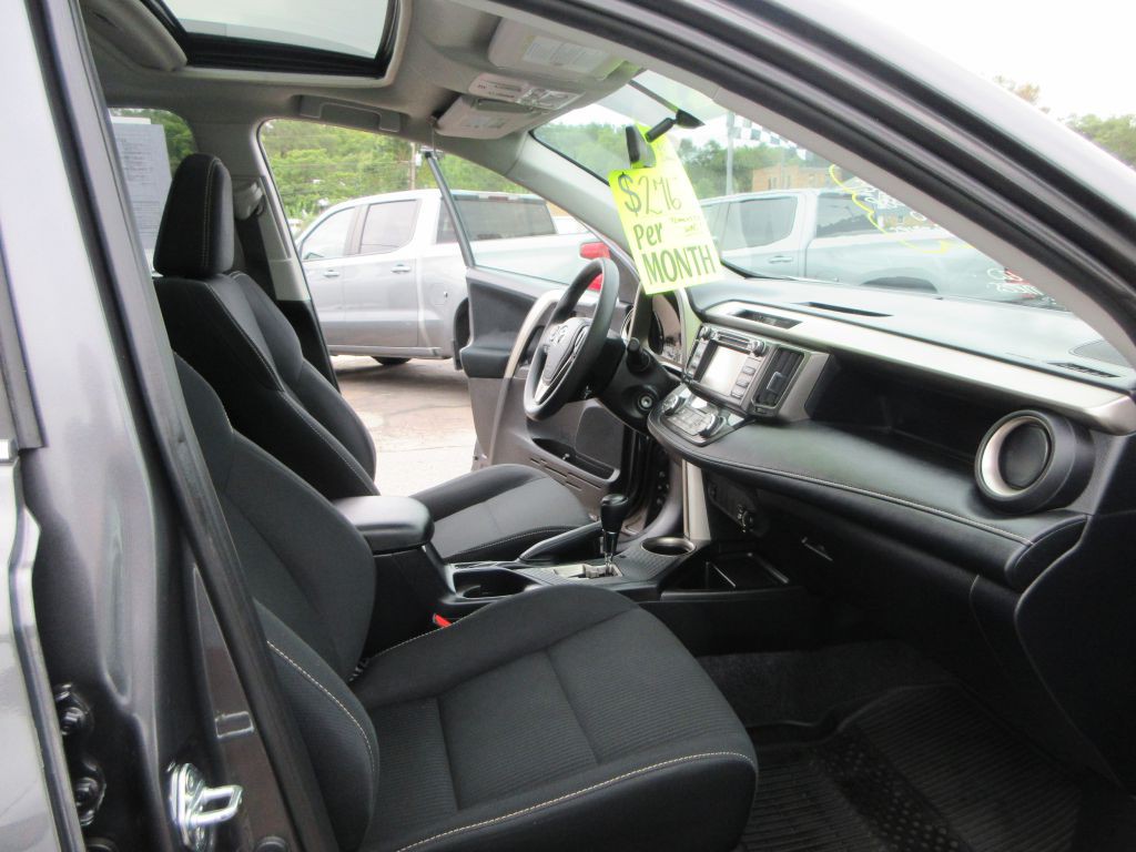 2015 Toyota Rav4 Image 12