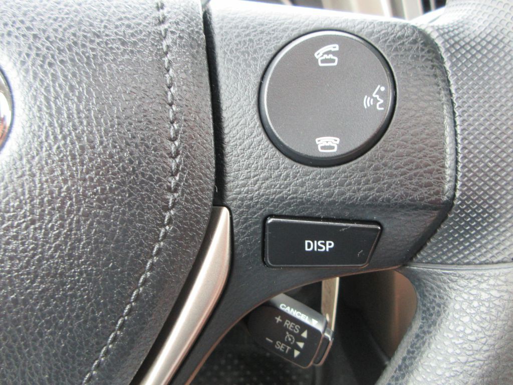 2015 Toyota Rav4 Image 15