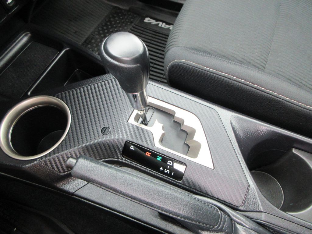 2015 Toyota Rav4 Image 17