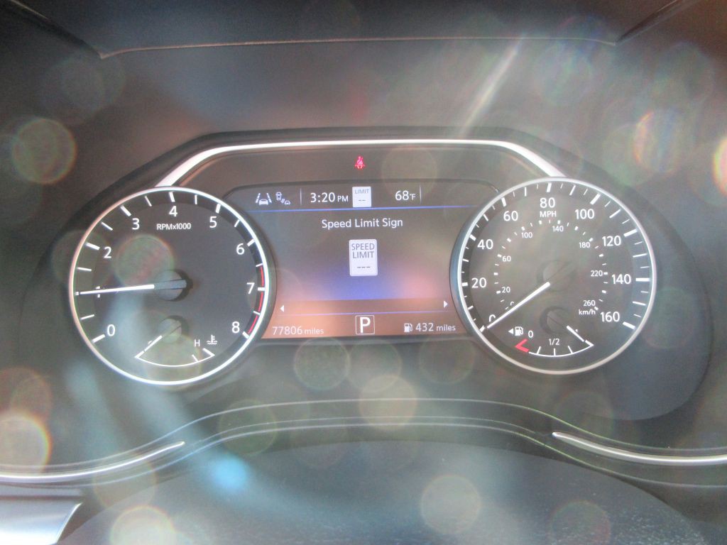 2023 Nissan Maxima Image 14