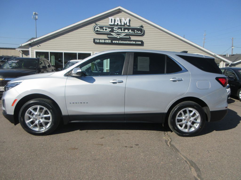 2022 Chevrolet Equinox Image 2