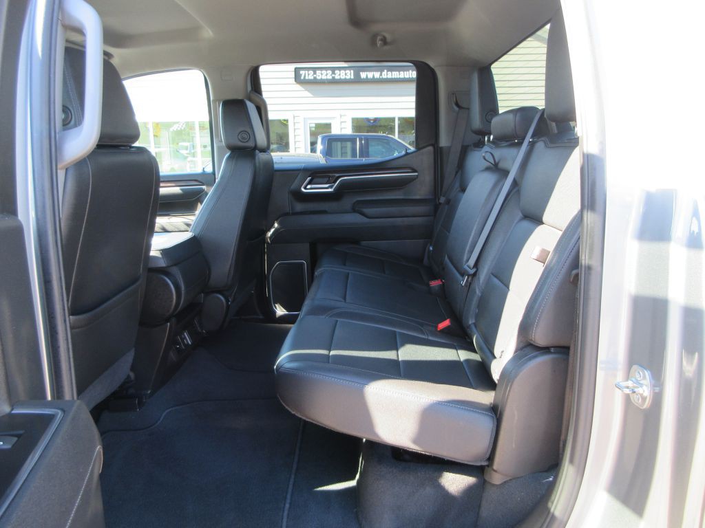 2025 GMC Sierra Image 9