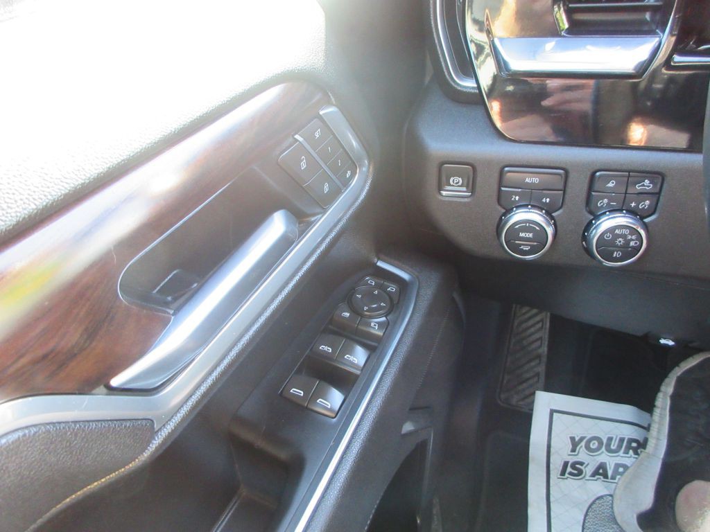 2025 GMC Sierra Image 21