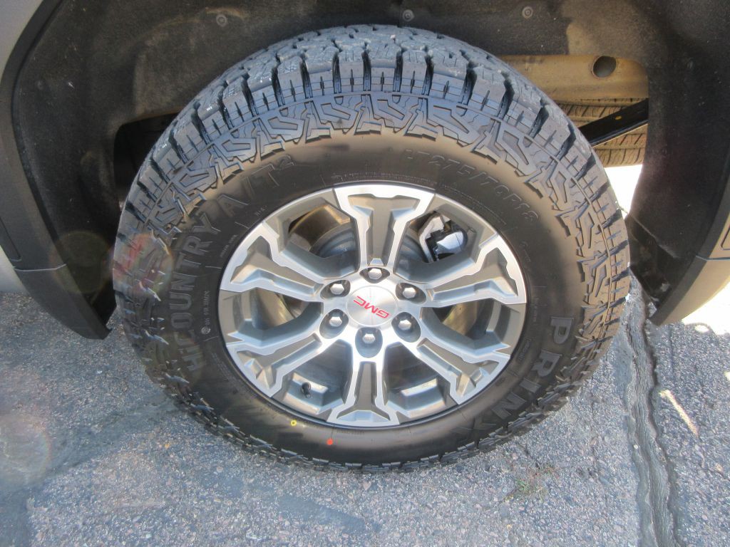2025 GMC Sierra Image 22