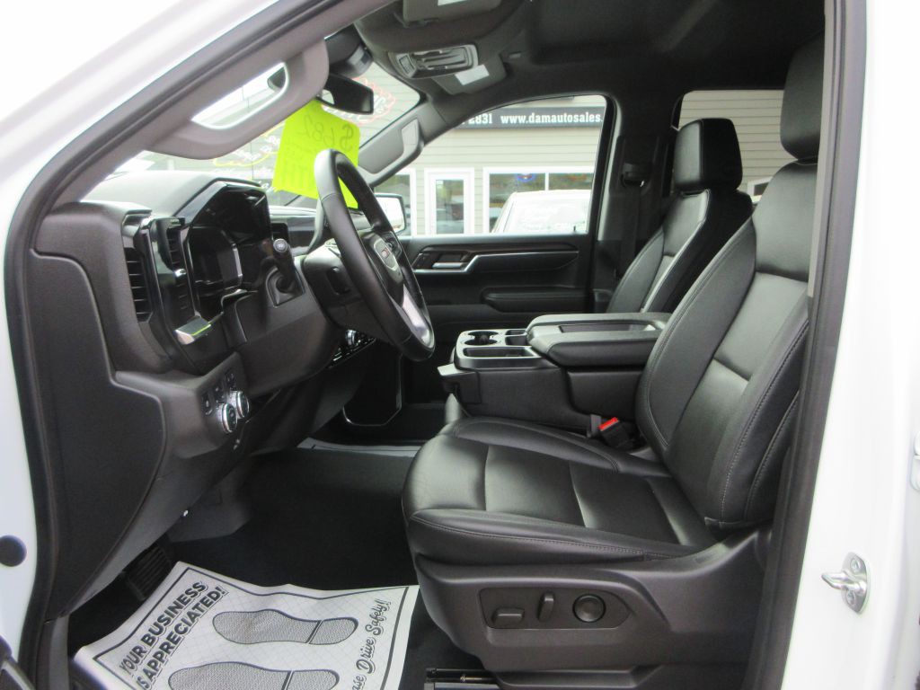 2025 GMC Sierra Image 8