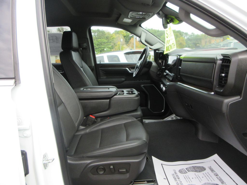 2025 GMC Sierra Image 10
