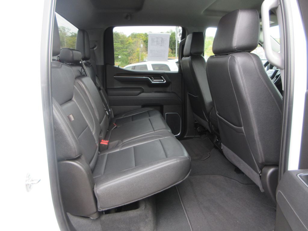 2025 GMC Sierra Image 11