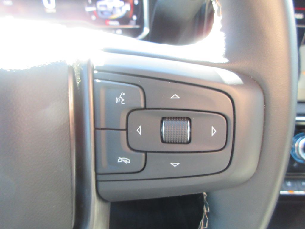 2025 GMC Sierra Image 14