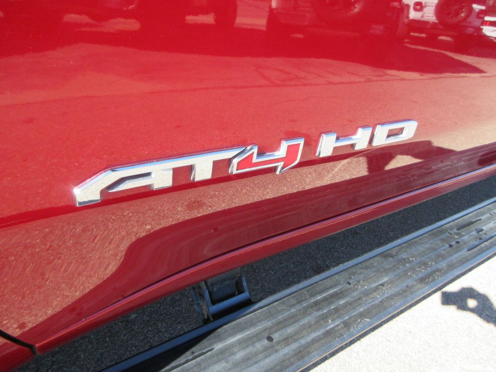 2025 GMC Sierra Image 22