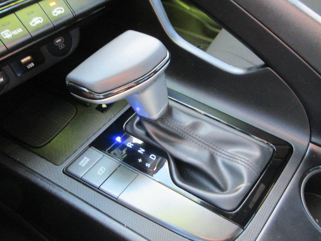2026 Hyundai Elantra Image 16