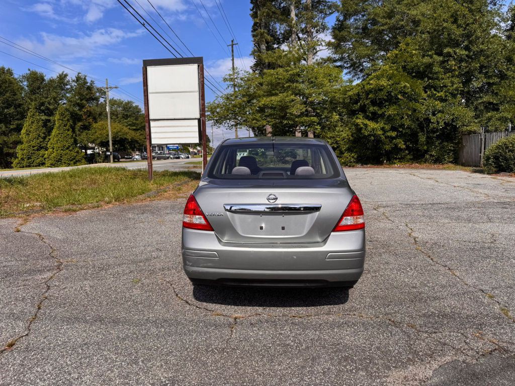 2008 Nissan Versa Image 5