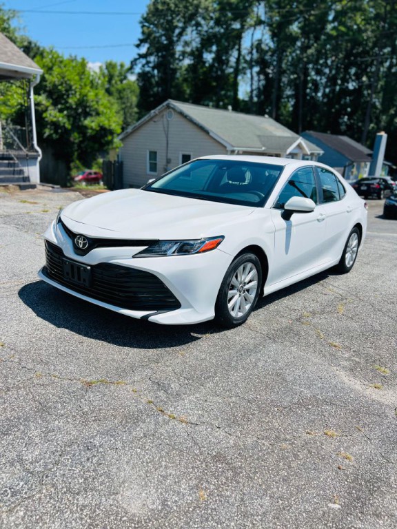 2019 Toyota Camry Image 4