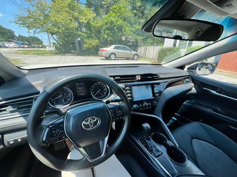 2019 Toyota Camry Image 10