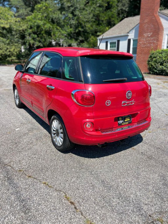 2014 FIAT 500L Image 3