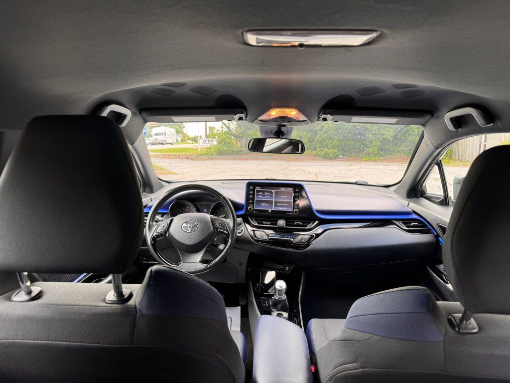 2020 Toyota C-HR Image 10