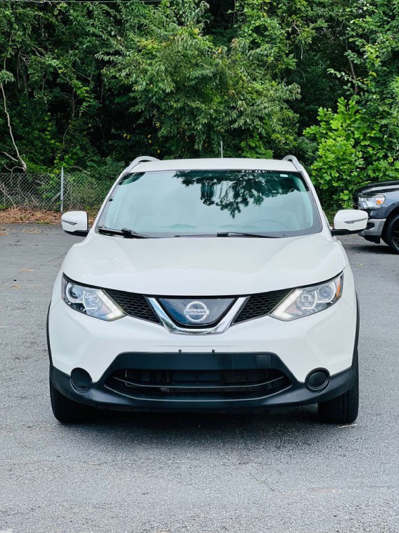 2018 Nissan Rogue Image 3