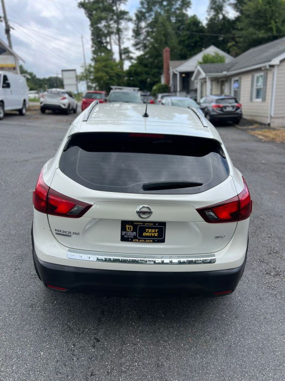 2018 Nissan Rogue Image 6