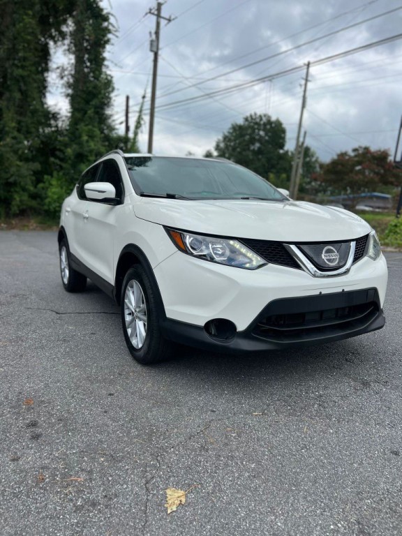 2018 Nissan Rogue Image 11