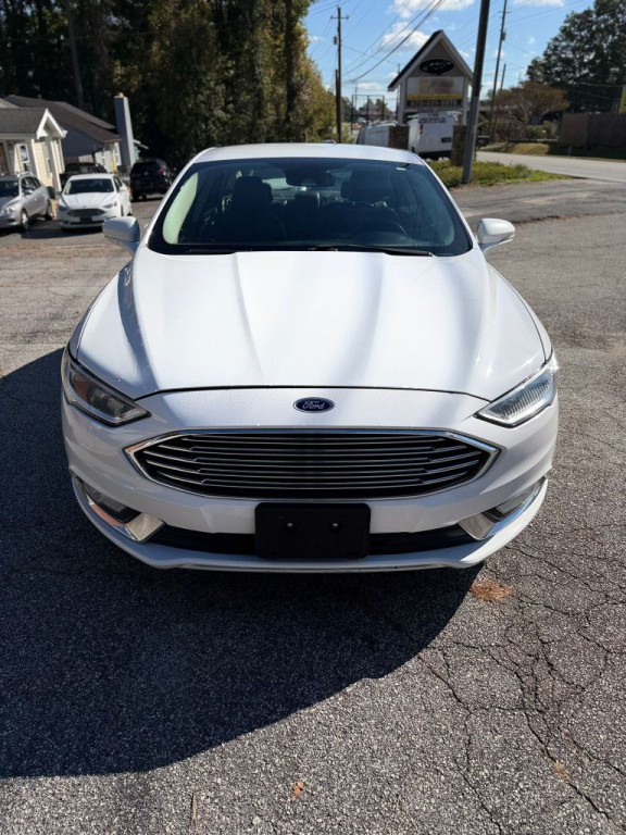 2017 Ford Fusion Image 1
