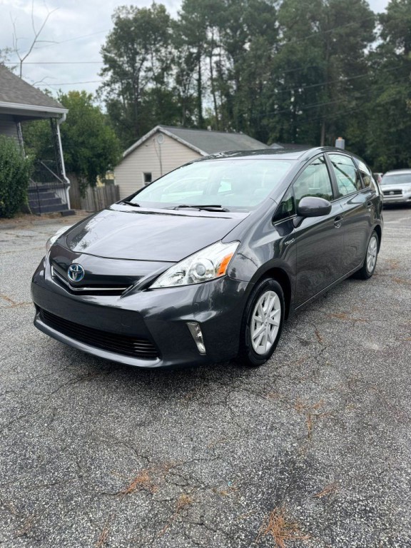 2014 Toyota Prius Image 2