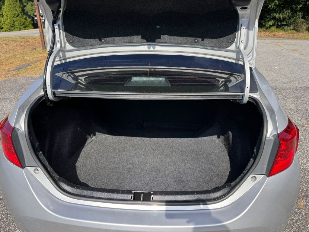 2019 Toyota Corolla Image 9