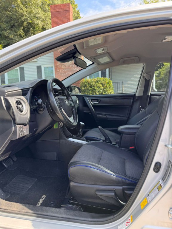 2019 Toyota Corolla Image 12