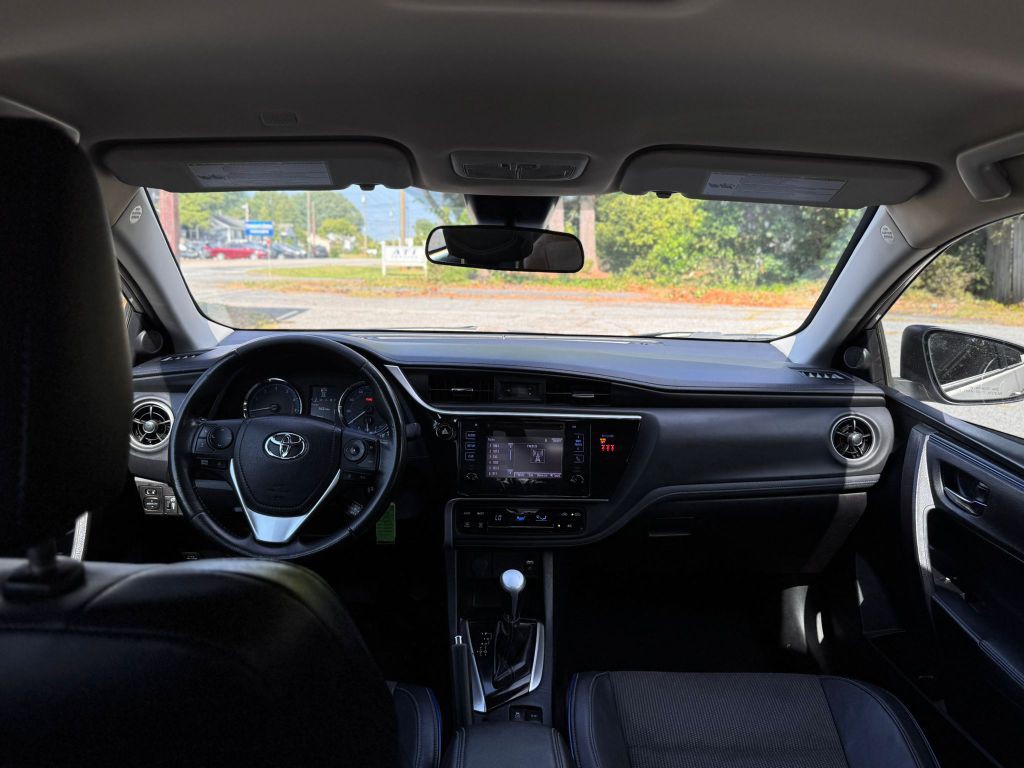 2019 Toyota Corolla Image 15