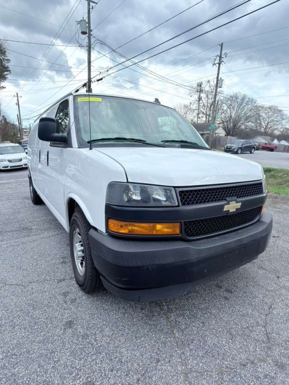 2019 Chevrolet Express Image 9