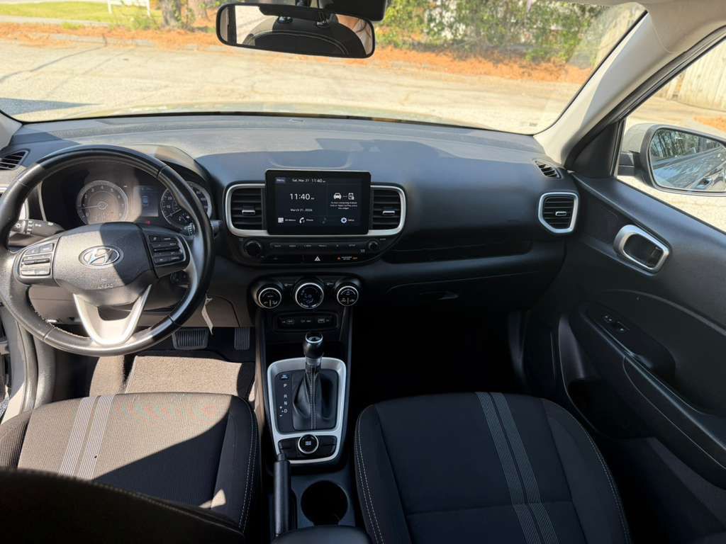 2022 Hyundai Venue Image 5