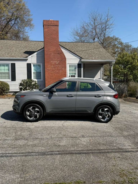 2022 Hyundai Venue Image 7
